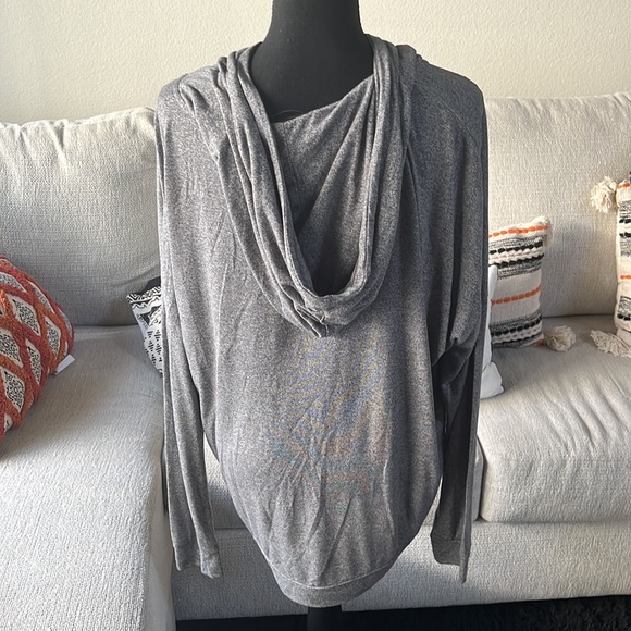 Foreign Exchange | Oversized Graphic Hooded Shirt - Picture 4 of 6